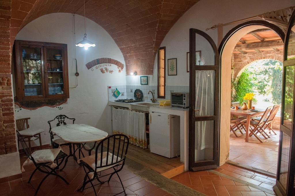 Fioralice Guest House Fauglia Cameră foto