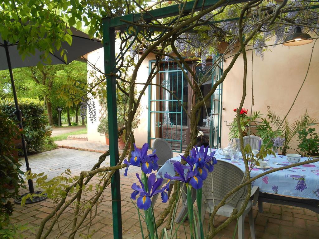 Fioralice Guest House Fauglia Exterior foto